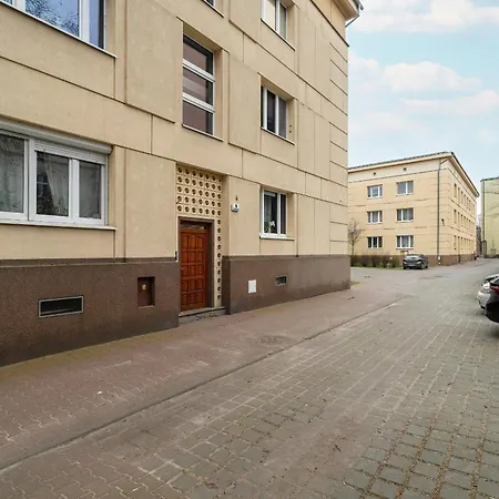 Cosy Studio In The Centre Of With Balcony By Renters דירה *